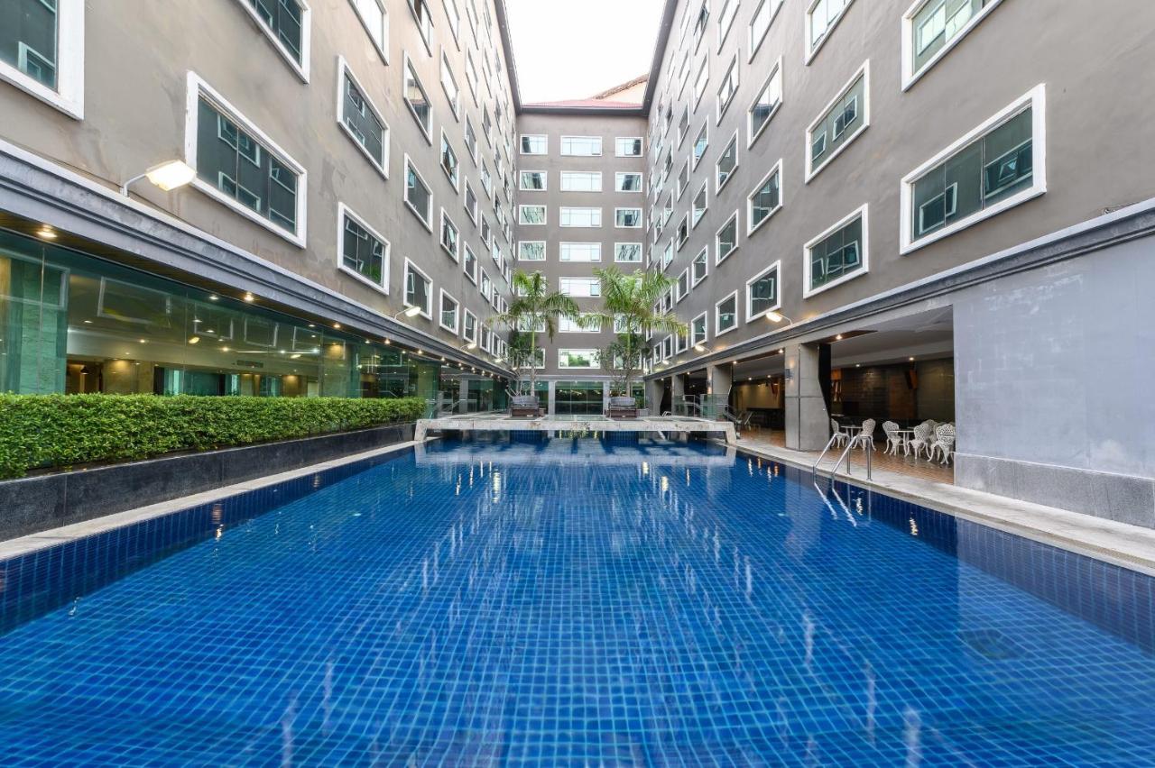 Ease Jomtien Hotel Zewnętrze zdjęcie