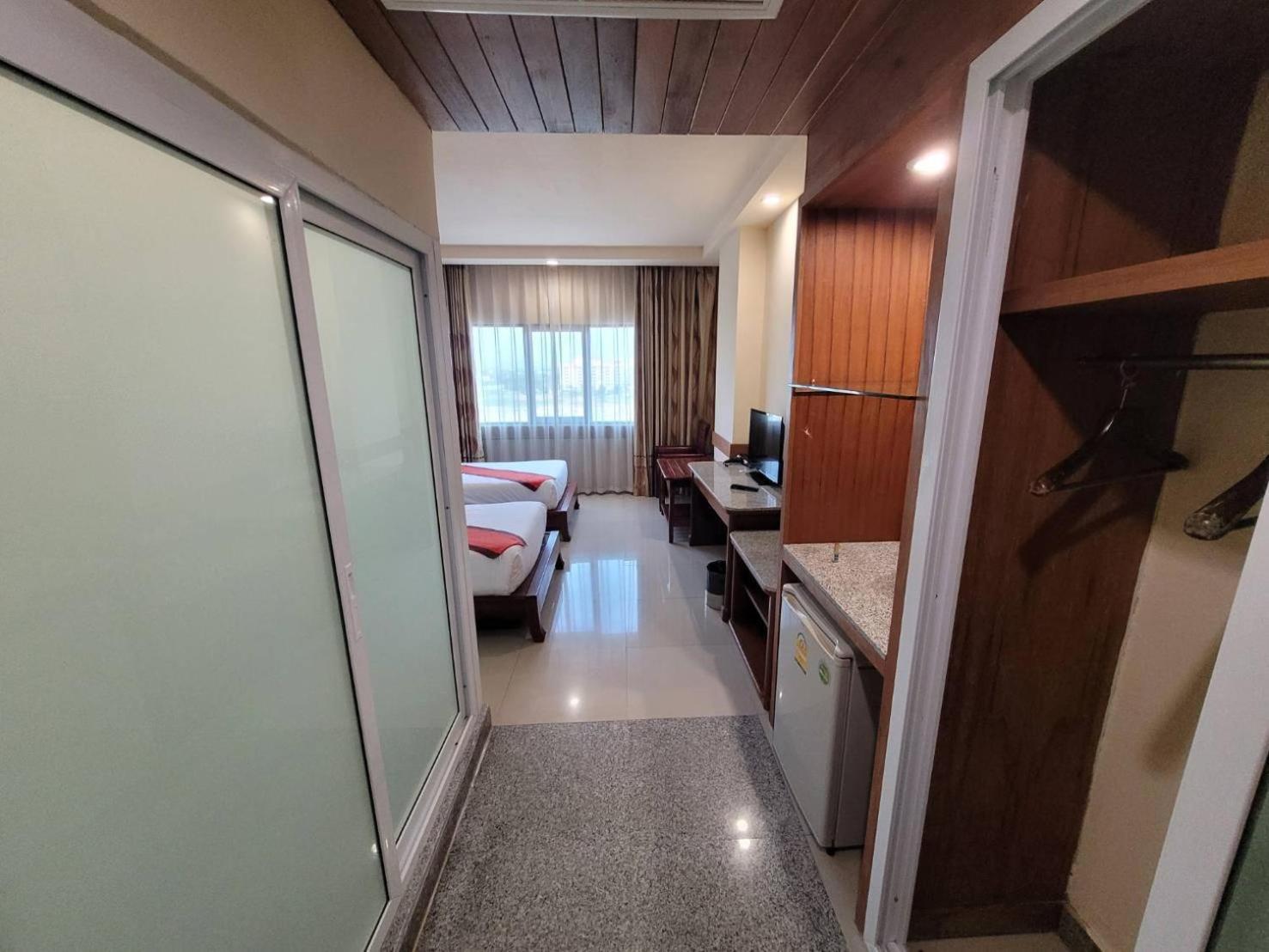 Ease Jomtien Hotel Zewnętrze zdjęcie
