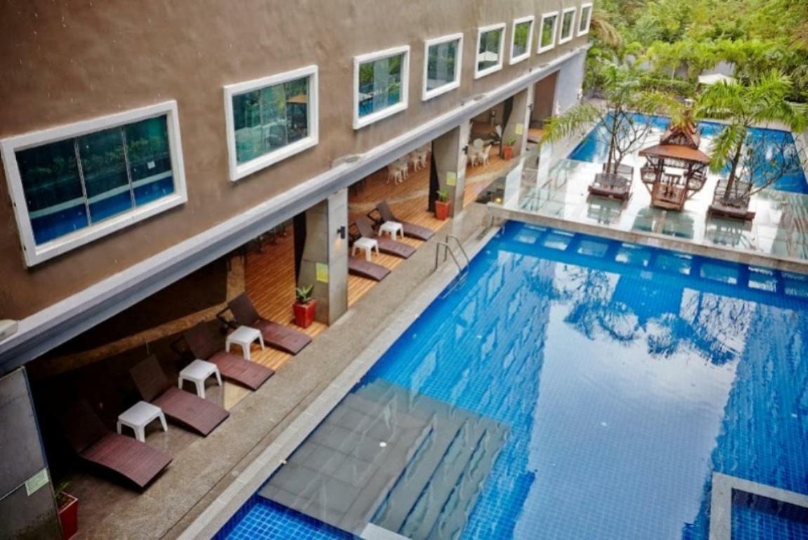 Ease Jomtien Hotel Zewnętrze zdjęcie