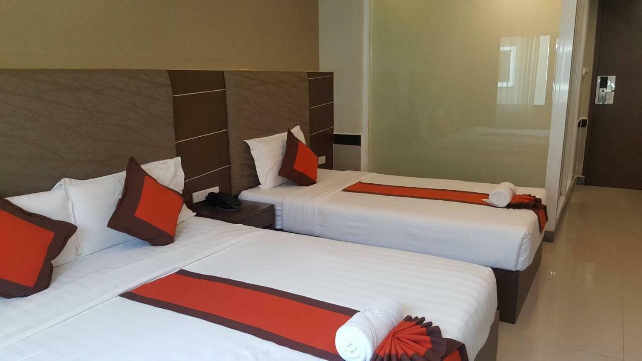 Ease Jomtien Hotel Zewnętrze zdjęcie